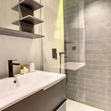 Nestor&jeeves - Modern Rock - - Very Close Sea Apartment *